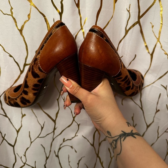 Dolce and Gabbana pumps - Picture 4 of 4